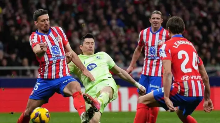 برشلونة يعلن تشكيله الرسمي لمواجهة أتلتيكو مدريد في الدوري الإسباني