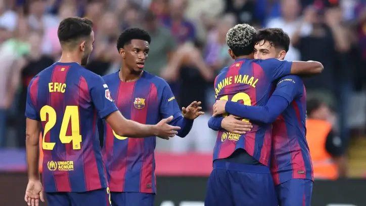 برشلونة يستضيف أتلتيك بيلباو في مواجهة كروية مثيرة بالدوري الإسباني