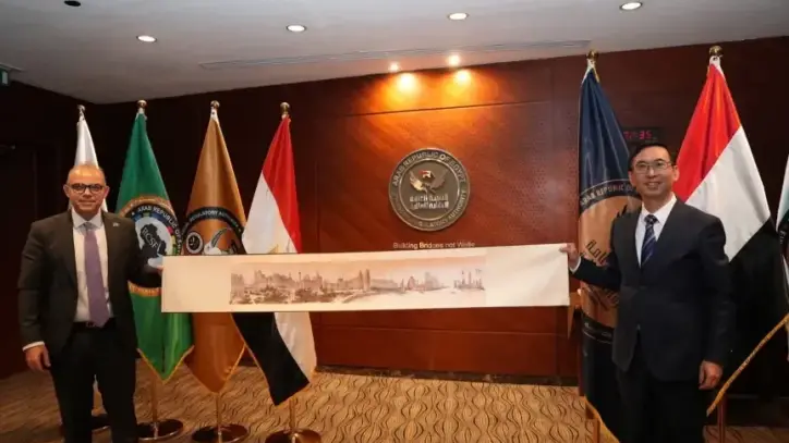 رئيس الرقابة المالية يبحث مع وفد قضائي صيني سبل تعزيز التعاون الرقابي والتحكيمي