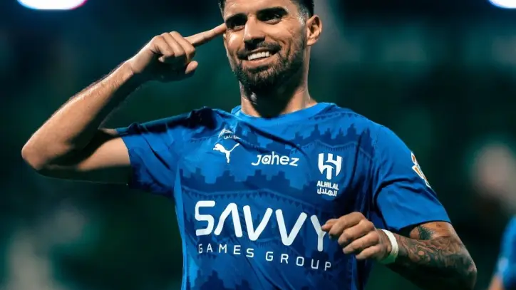 قريبًا.. علي لاجامي يقترب من العودة إلى تدريبات الهلال