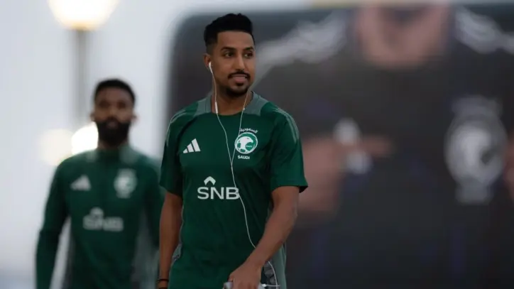سالم الدوسري يدخل نادي المئة دولياً مع المنتخب السعودي