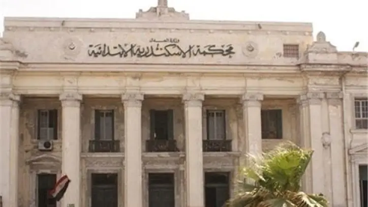 محكمة جنايات الإسكندرية تأمر بعرض متهم بقتل صديقه على الطب النفسي وتحدد جلسة 28 ديسمبر