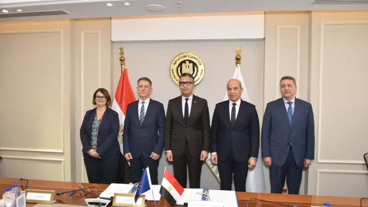 مصر وإيطاليا توقعان بروتوكولًا لتطوير منظومة تخزين القمح وتعزيز الأمن الغذائي