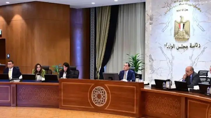 مدبولي يترأس اجتماعاً مع رئيس المركز الوطني لتخطيط أراضي الدولة لمتابعة ملفات التنمية