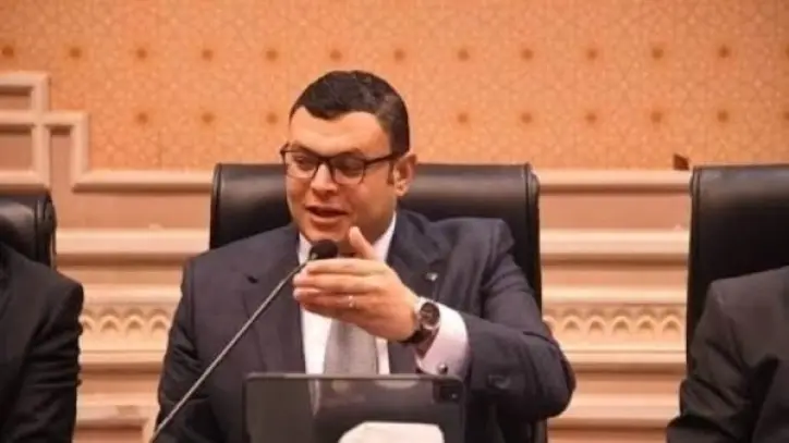 وزير الإسكان يتابع خطط تنمية الساحل الشمالي الغربي ويؤكد أهمية تسريع معدلات تنفيذ المشروعات