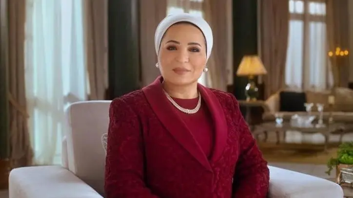 انتصار السيسي توجّه رسالة تقدير للمتطوعين في اليوم العالمي للتطوع