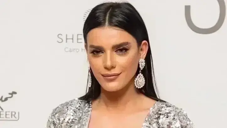 هبة السيسي تبدأ أولى جلسات العلاج الكيميائي بعد معركتها مع السرطان