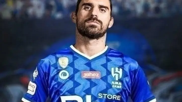 الهلال يحسم موقفه من روبن نيفيز ويقرر استمراره حتى نهاية العقد
