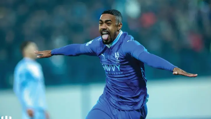 تطورات مطمئنة في إصابة مالكوم لاعب الهلال قبل عودته للتدريبات