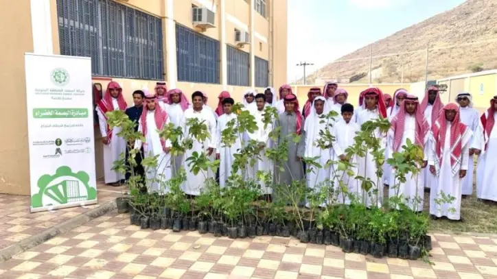 مكاتب البيئة بمكة المكرمة تواصل حملات التشجير ضمن مبادرة "السعودية الخضراء"
