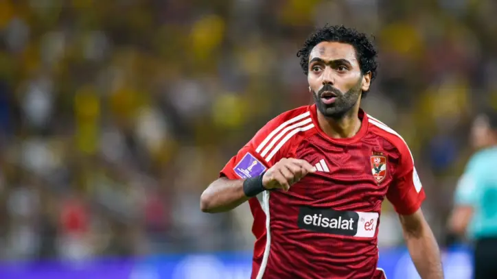 حسين الشحات يهدر أولى فرص الأهلي أمام الإسماعيلي في دوري نايل