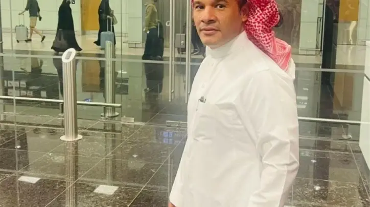 مدير صحة نجران يتدخل لإنقاذ مسافرة على متن رحلة الخطوط السعودية