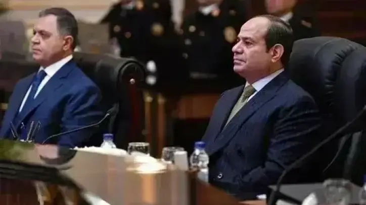 السيسي يشدد على تعزيز الأمن ومضاعفة أعداد السياح خلال زيارته أكاديمية الشرطة