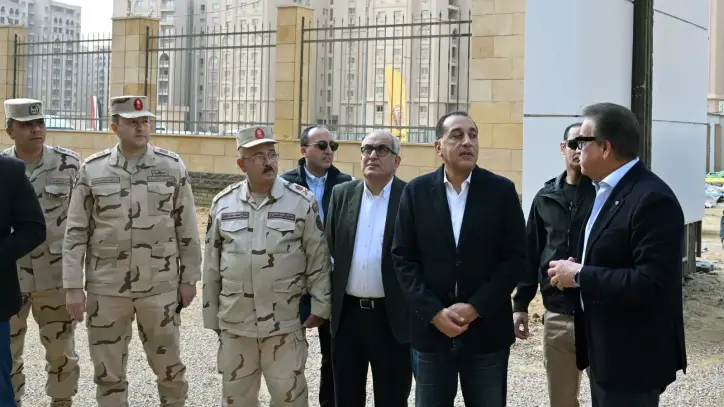 مدبولي يتفقد مستشفى التأمين الصحي الشامل بالعاصمة الجديدة ويوجه بسرعة الانتهاء من التنفيذ