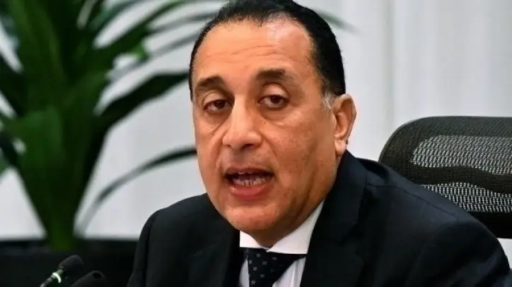 رئيس الوزراء يتابع استقرار الشبكة القومية للكهرباء وتأمين إمدادات الغاز للمحطات