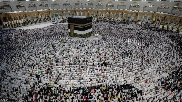 الداخلية تعلن مواعيد وضوابط القرعة العلنية لحج 2026 والاستعلام إلكترونيًا