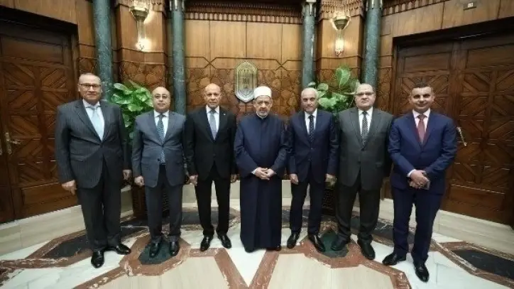 رئيس محكمة النقض يزور شيخ الأزهر لبحث تعزيز التعاون بين المؤسستين