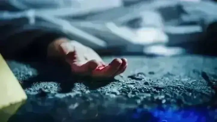 النيابة تكشف تفاصيل العثور على جثة مسن داخل شقته في العامرية بالإسكندرية